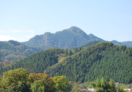 四阿屋山（あずまやさん）